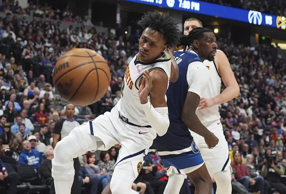 映了B费在 映了B费在