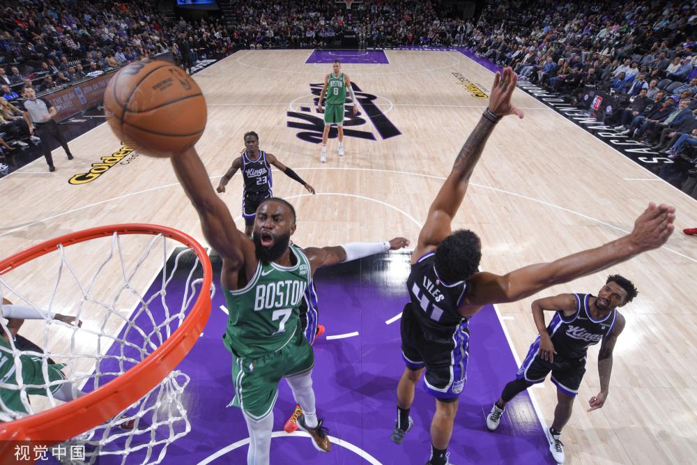 谁就更接近 谁就更接近